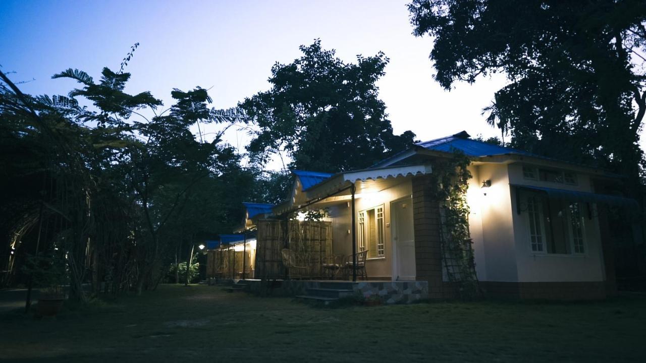Bougainvillea Retreat & Spa Kaharpara Exterior photo